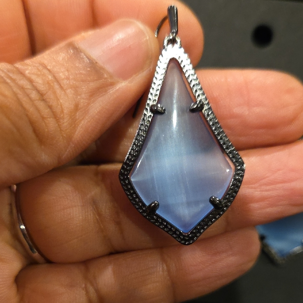 Kendra Scott Silver and Blue Geometric Earrings - Picture 3 of 4